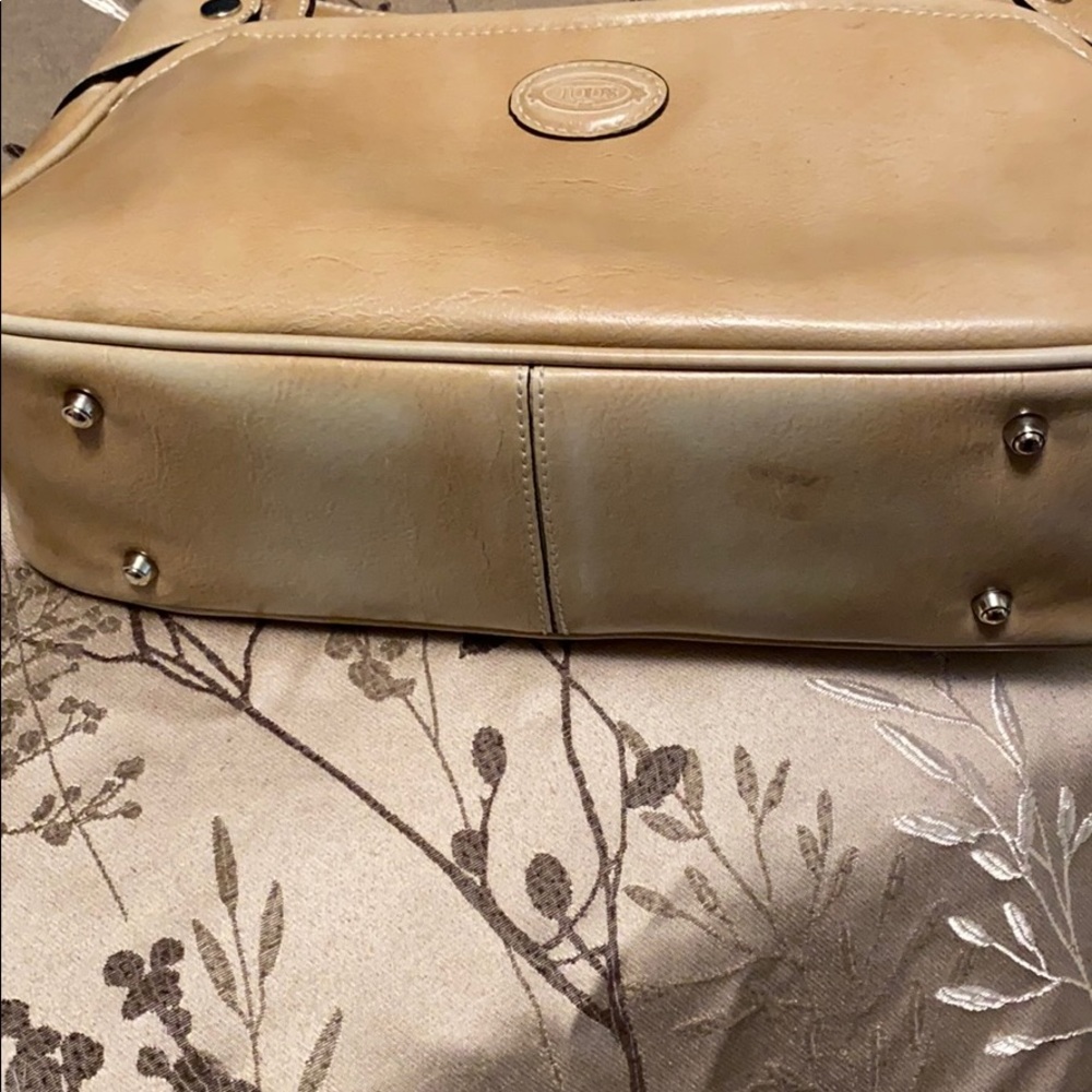 TOD’s purse! - Picture 5 of 6